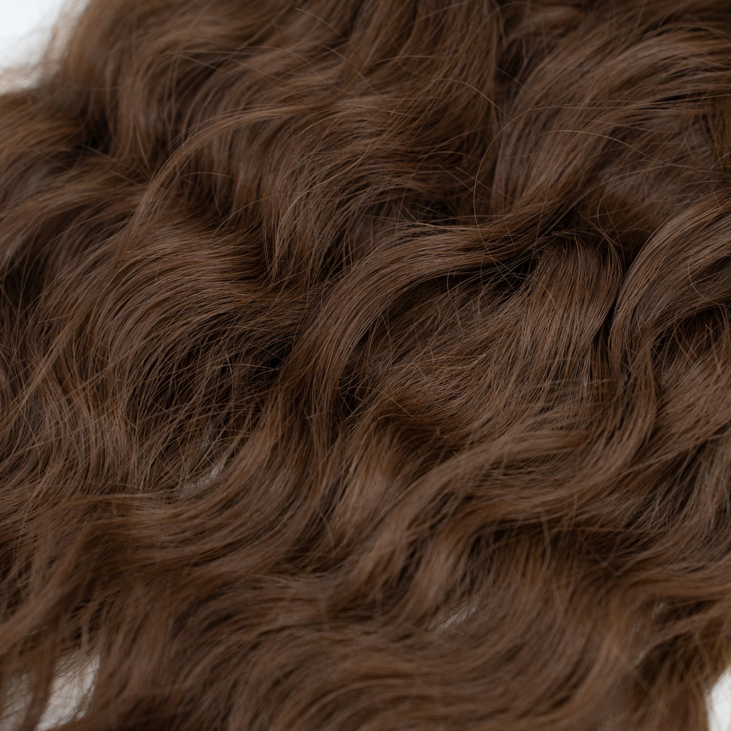 Curly medium brown bundle (C1)