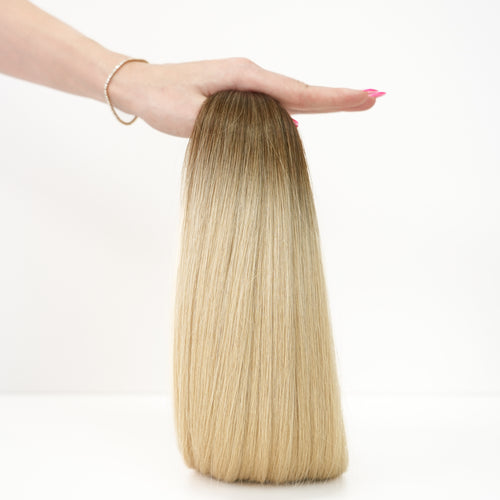 STRAIGHT LIGHT BLONDE OMBRE  GENIUS WEFT (O2/9)