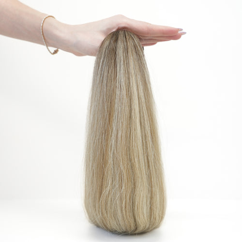 WAVY NEUTRAL BLONDE BALAYAGE K-TIP