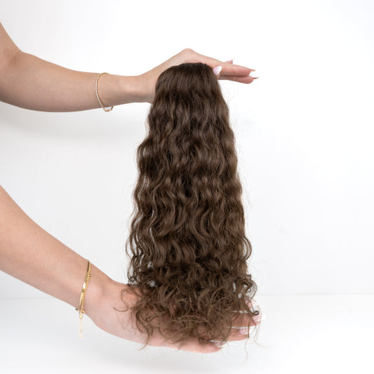 Curly light brown bundle (C3)
