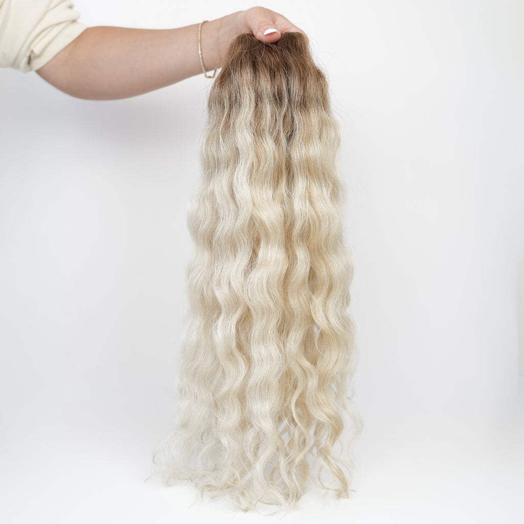 CURLY PLATINUM BLONDE OMBRE K-TIP