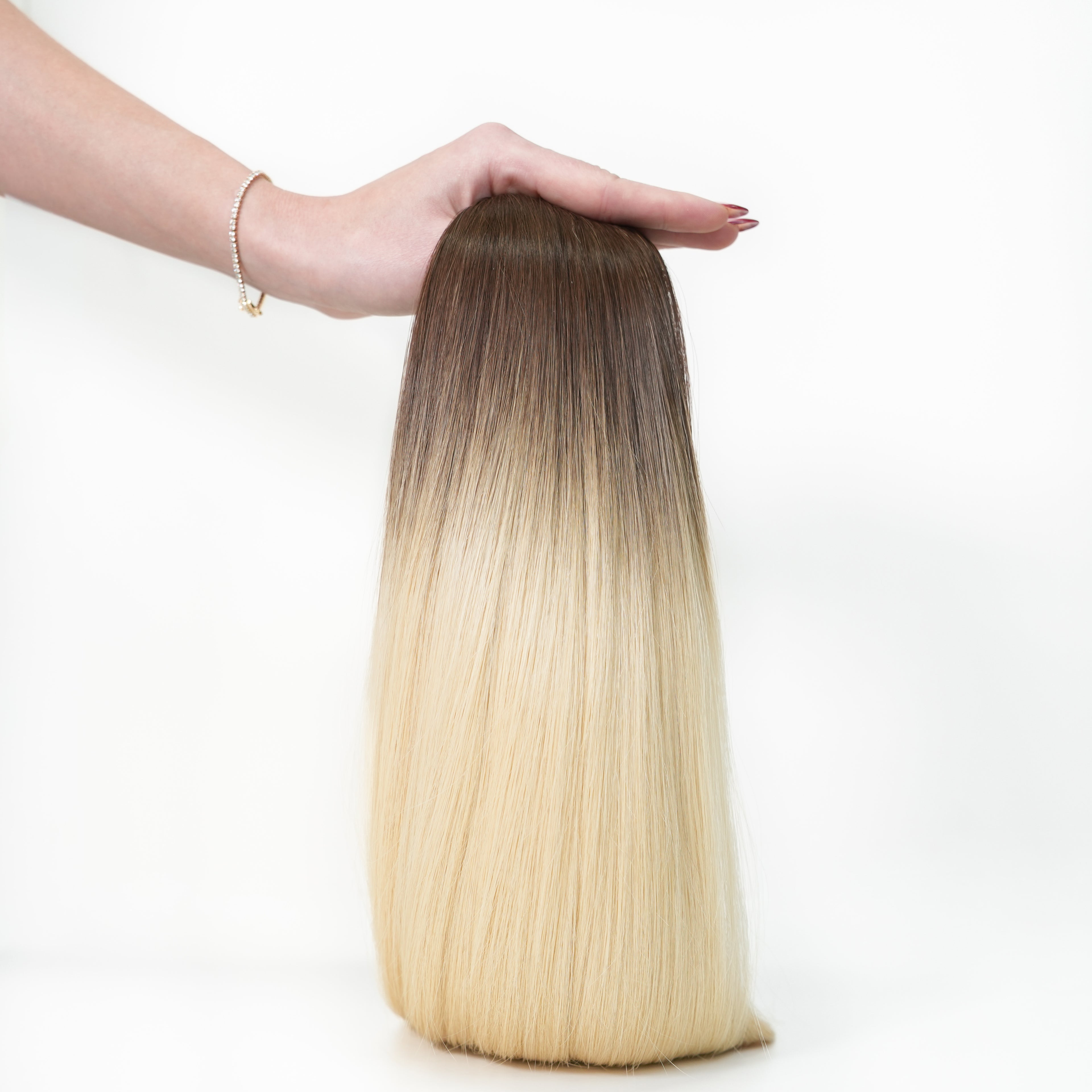 STRAIGHT BLONDE OMBRE GENIUS WEFT (O1B/26)