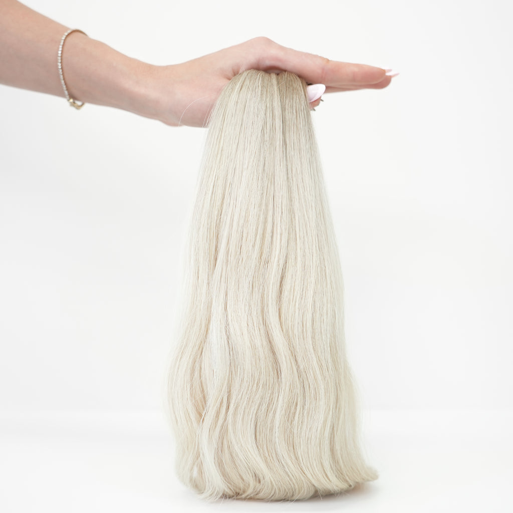 WAVY ASHY ROOTED BLONDE OMBRE K-TIP