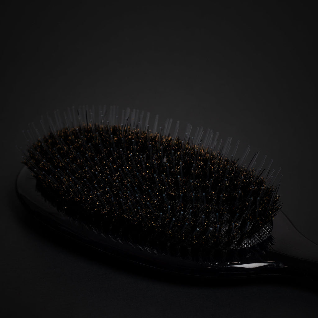 HAIR BRUSH