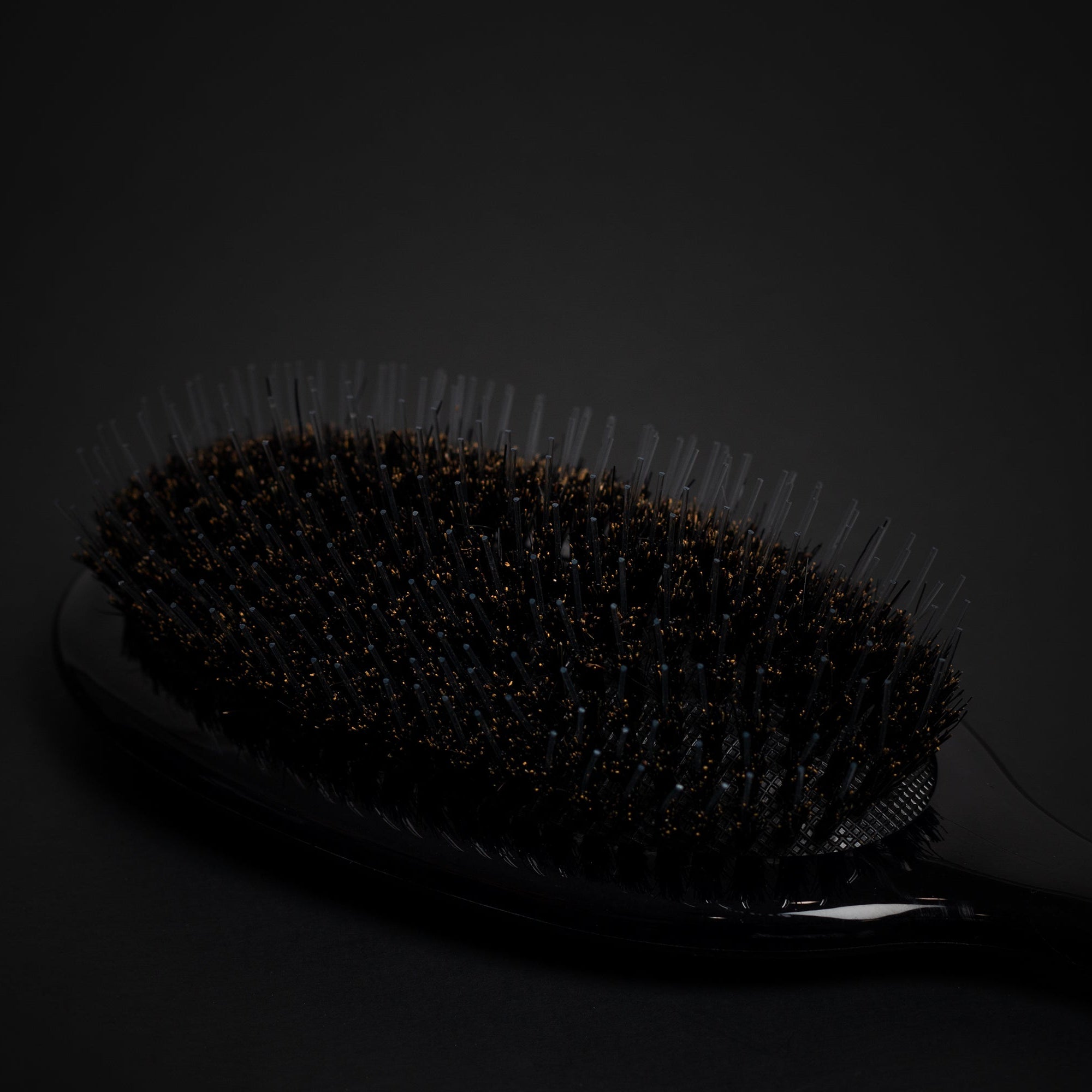 HAIR BRUSH