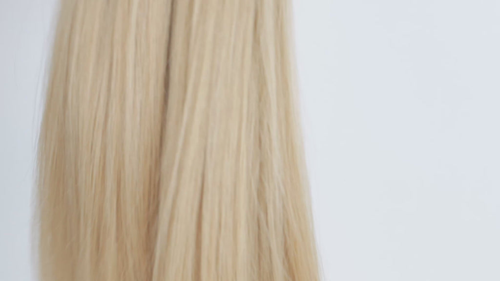 STRAIGHT LIGHT BLONDE OMBRE K-TIP (O4.7/26.1)