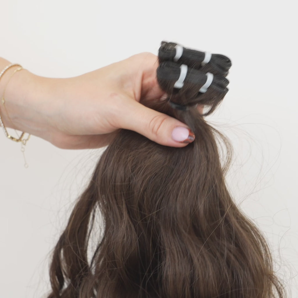 SLAVIC VIRGIN WAVY WEFT 22" (A129)