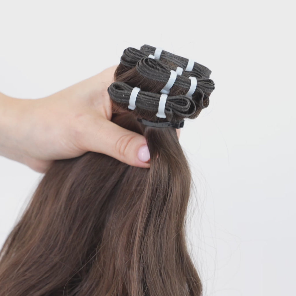SLAVIC VIRGIN WAVY WEFT 23" (A149)