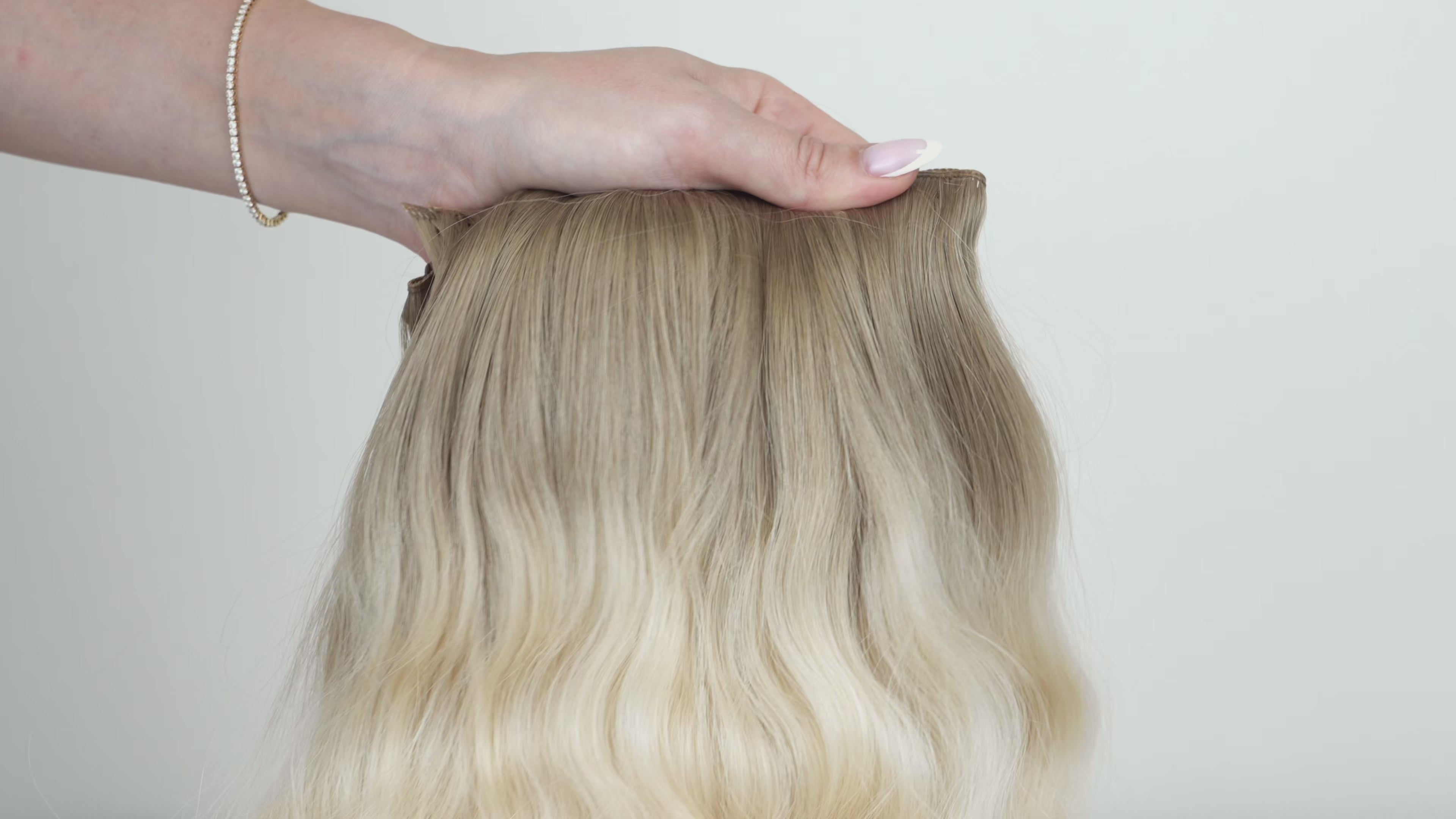 WAVY BROWN BALAYAGE WEFT (O2P2/7)