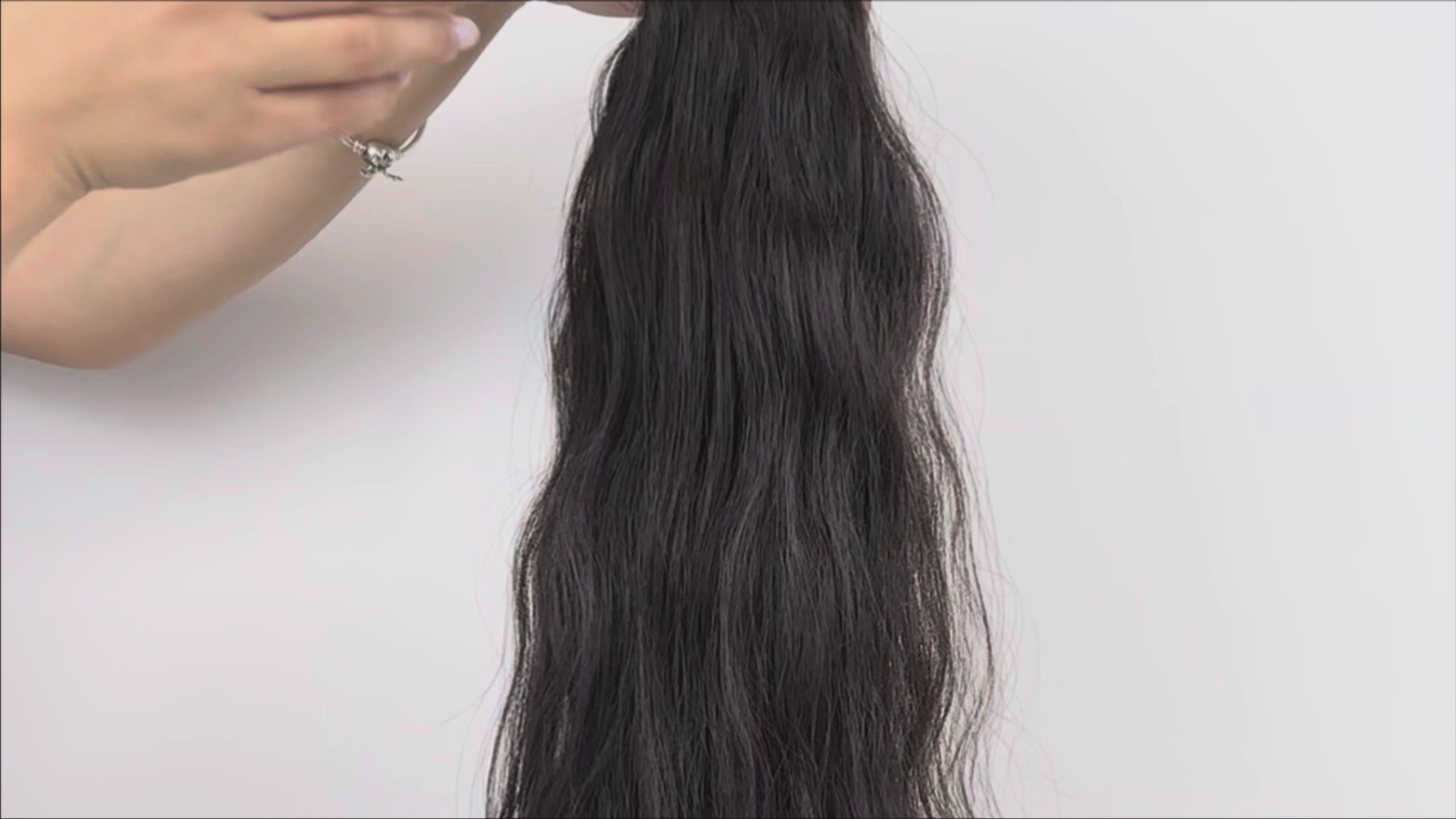 SLAVIC VIRGIN WAVY K-TIP 24" (B2)