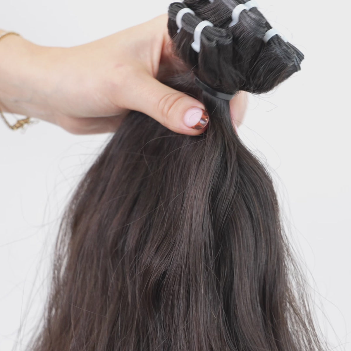SLAVIC VIRGIN WAVY WEFT 22" (A147)