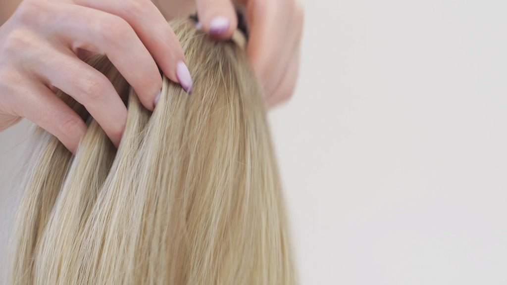 WAVY NEUTRAL BLONDE BALAYAGE K-TIP