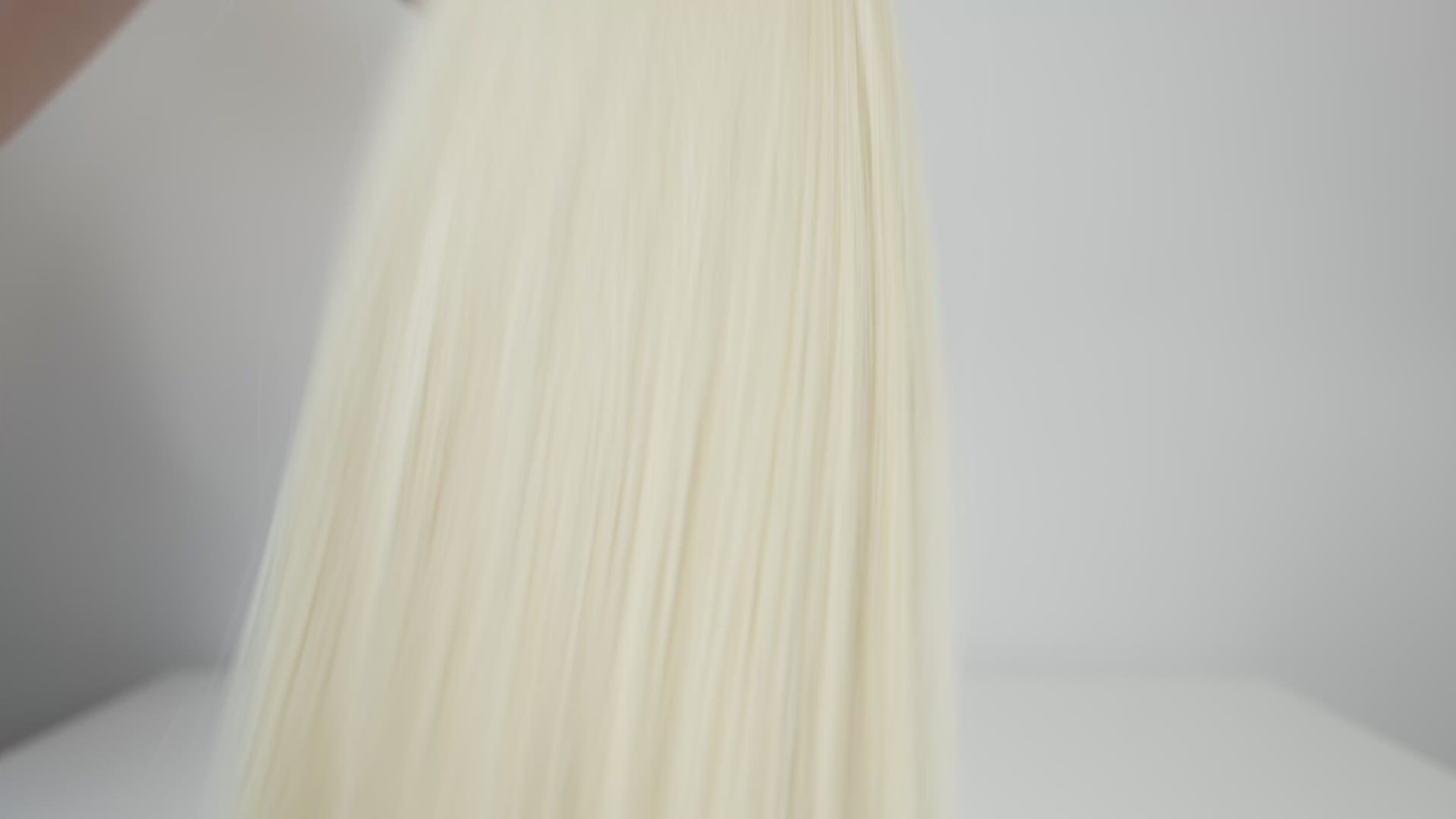 STRAIGHT BLONDE OMBRE K-TIP (O7.1/24)