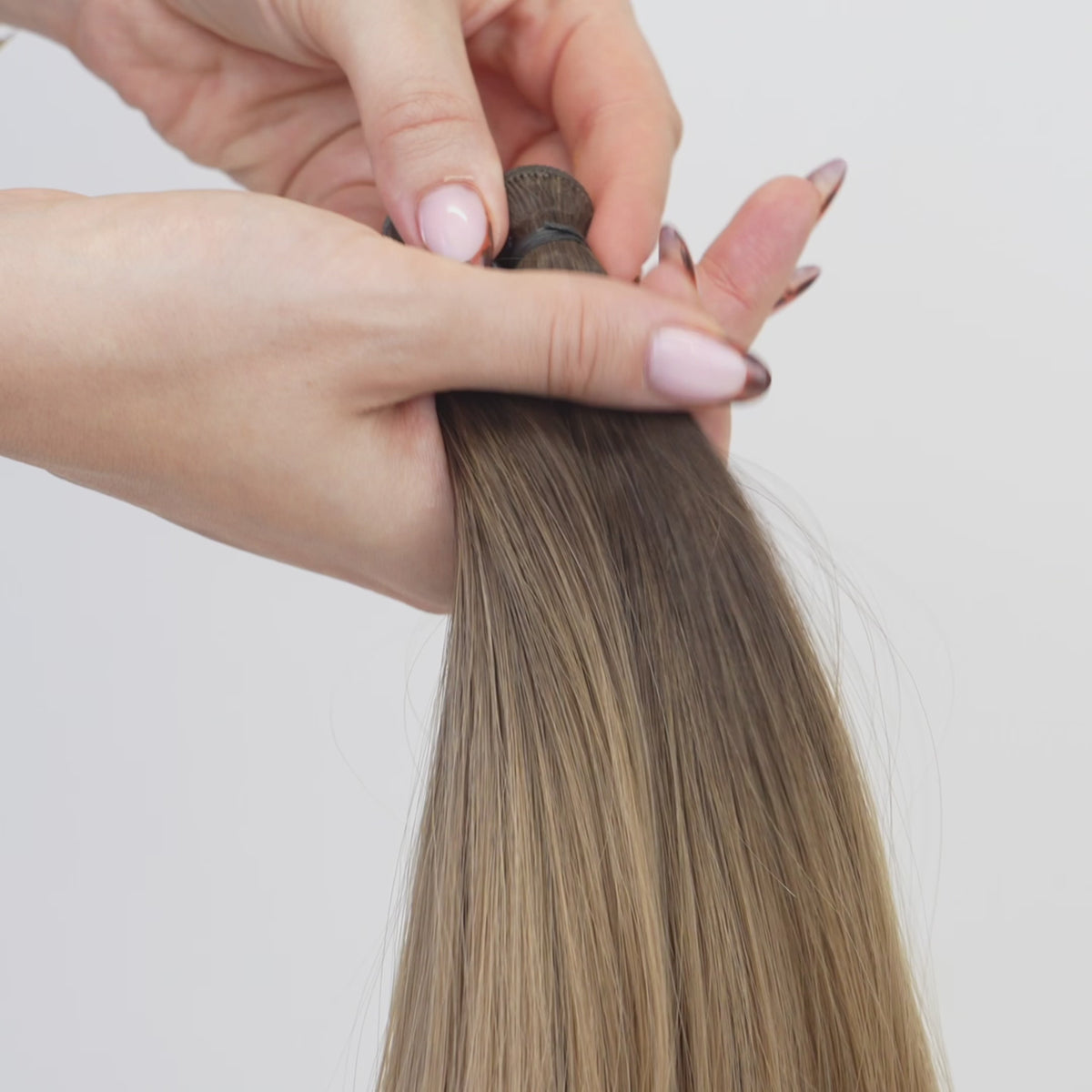 MEDIUM BROWN OMBRE K-TIP (O2/6)