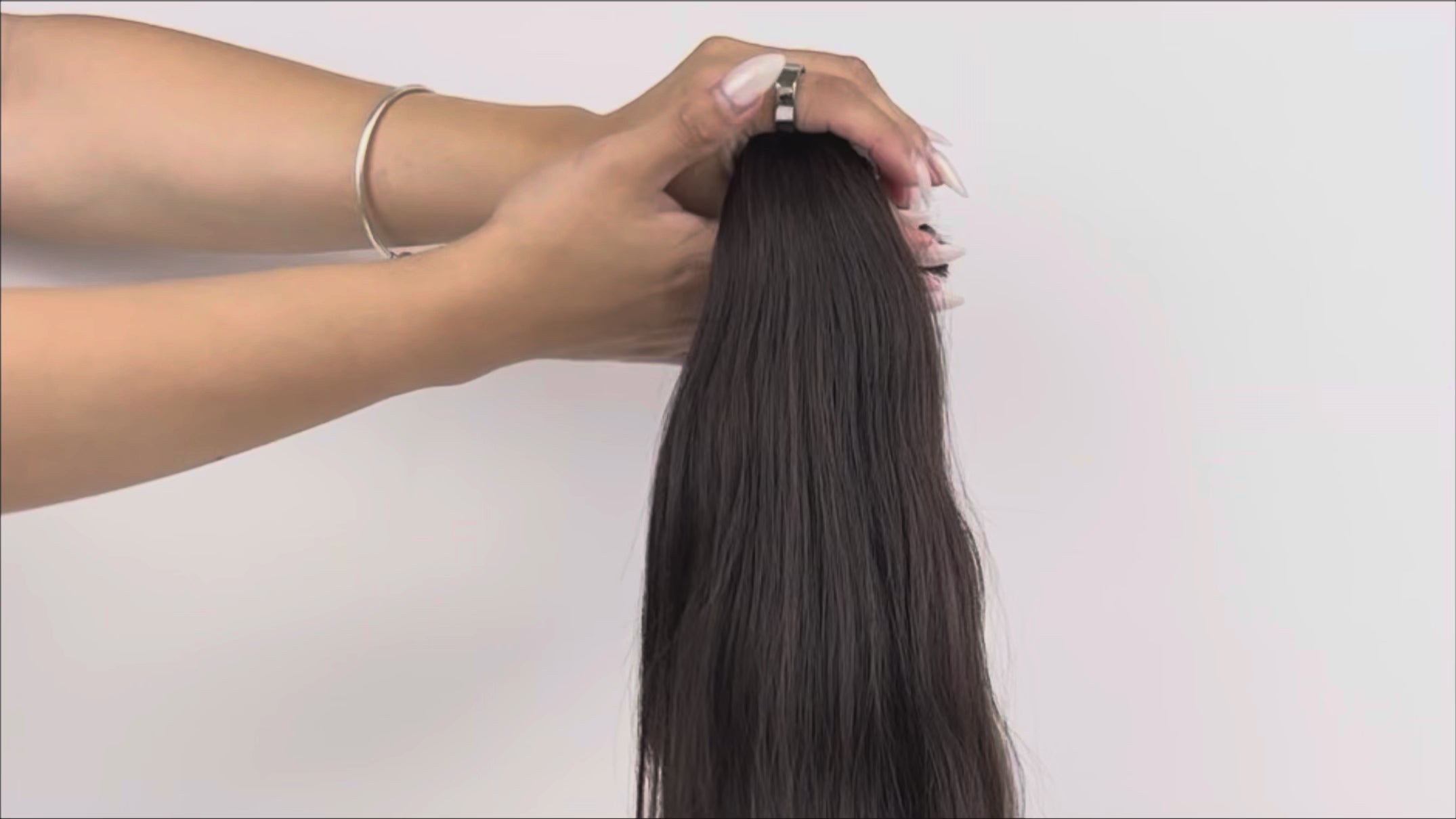 SLAVIC VIRGIN SLIGHTLY WAVY K-TIP 22" (A31)