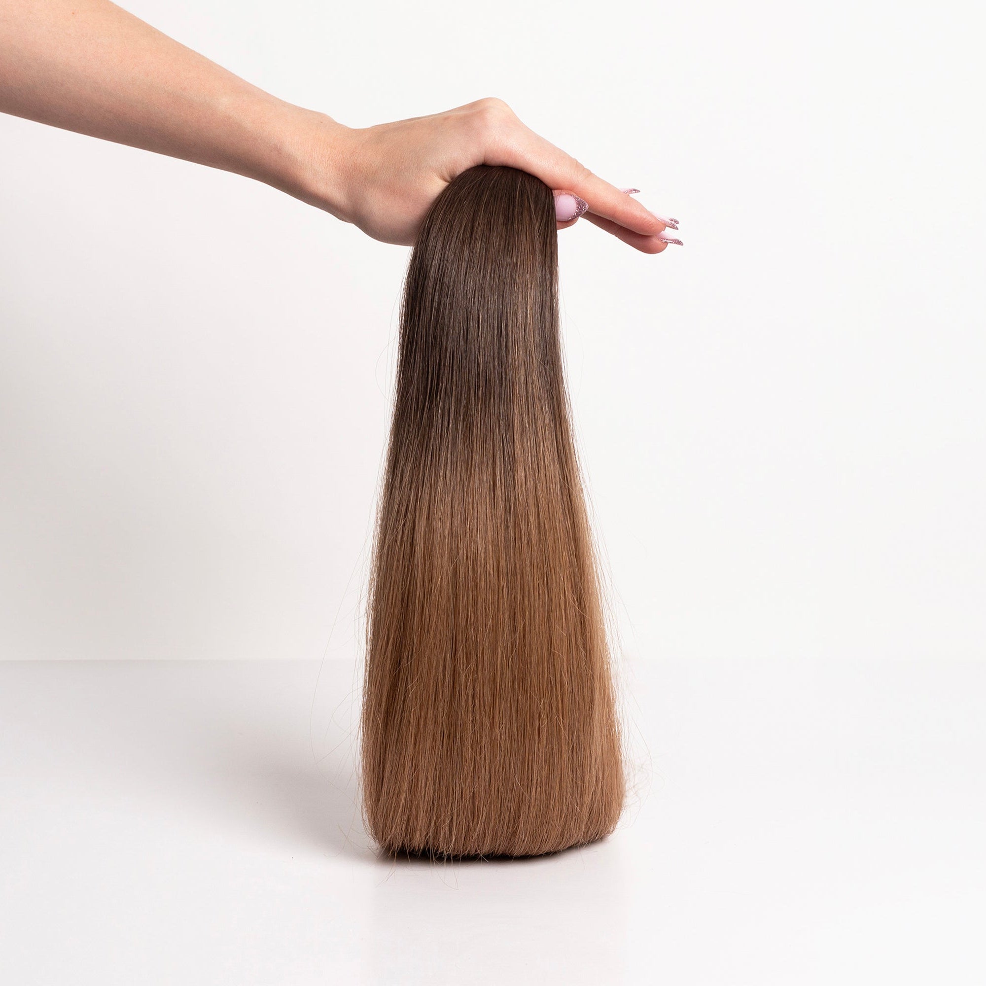 STRAIGHT MEDIUM BROWN OMBRE K-TIP (O2/6)