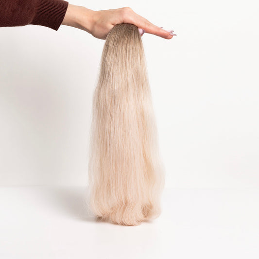 WAVY PLATINUM BLONDE OMBRE K-TIP (O8/10)