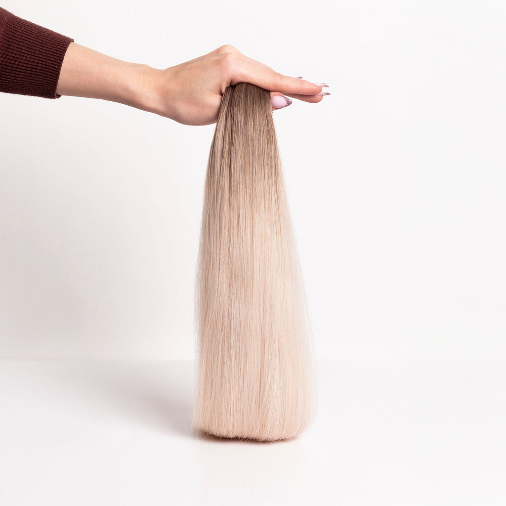 STRAIGHT ASHY BLONDE OMBRE K-TIP (O8/10)